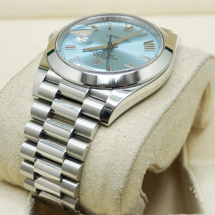 Premium Silver Luxury Watch Ice Blue Dial Roman Numerals Smooth Bezel Jubilee Bracelet Classic Luxury Watch – Men