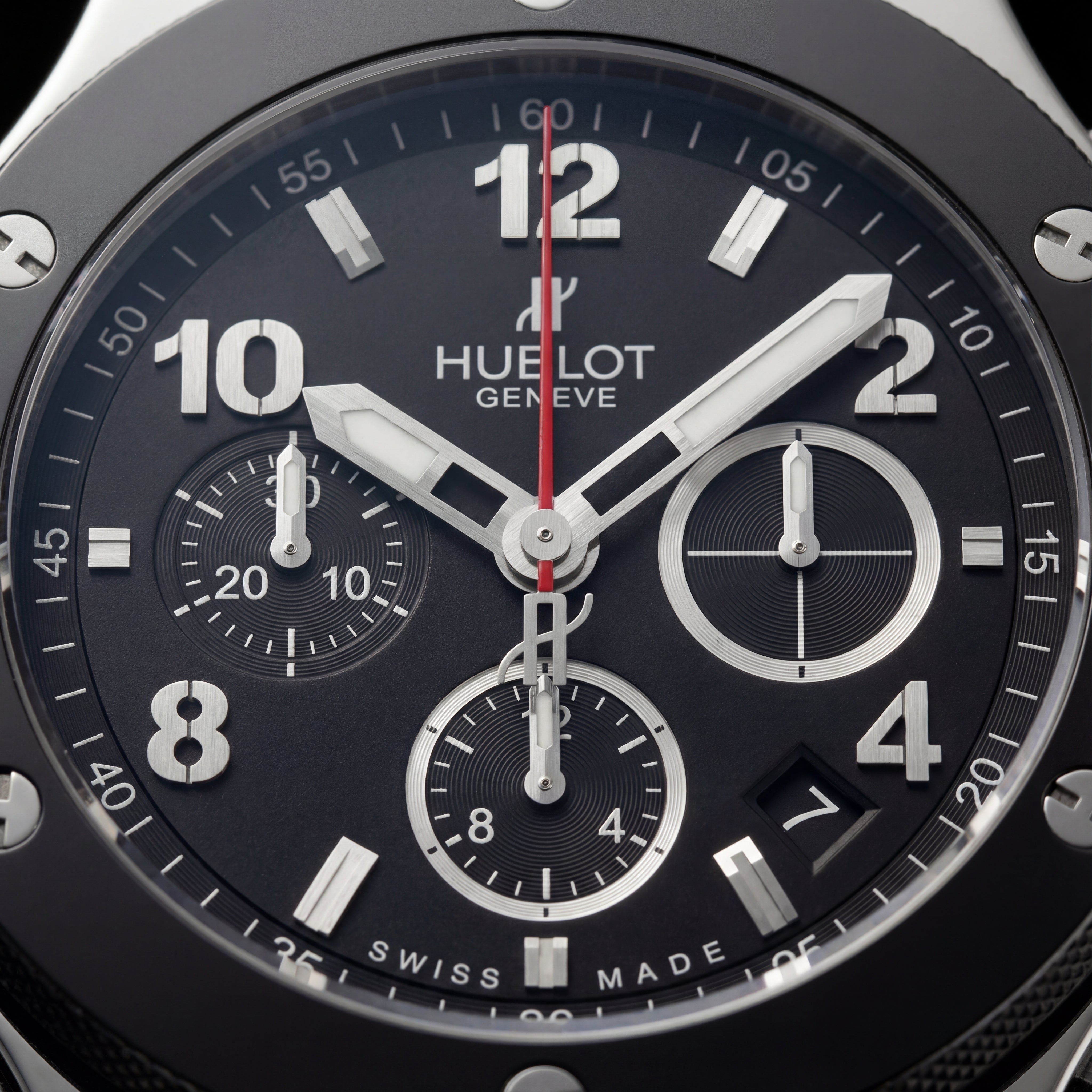 Bold Chronograph Sports Watch Black Dial Silicone Strap