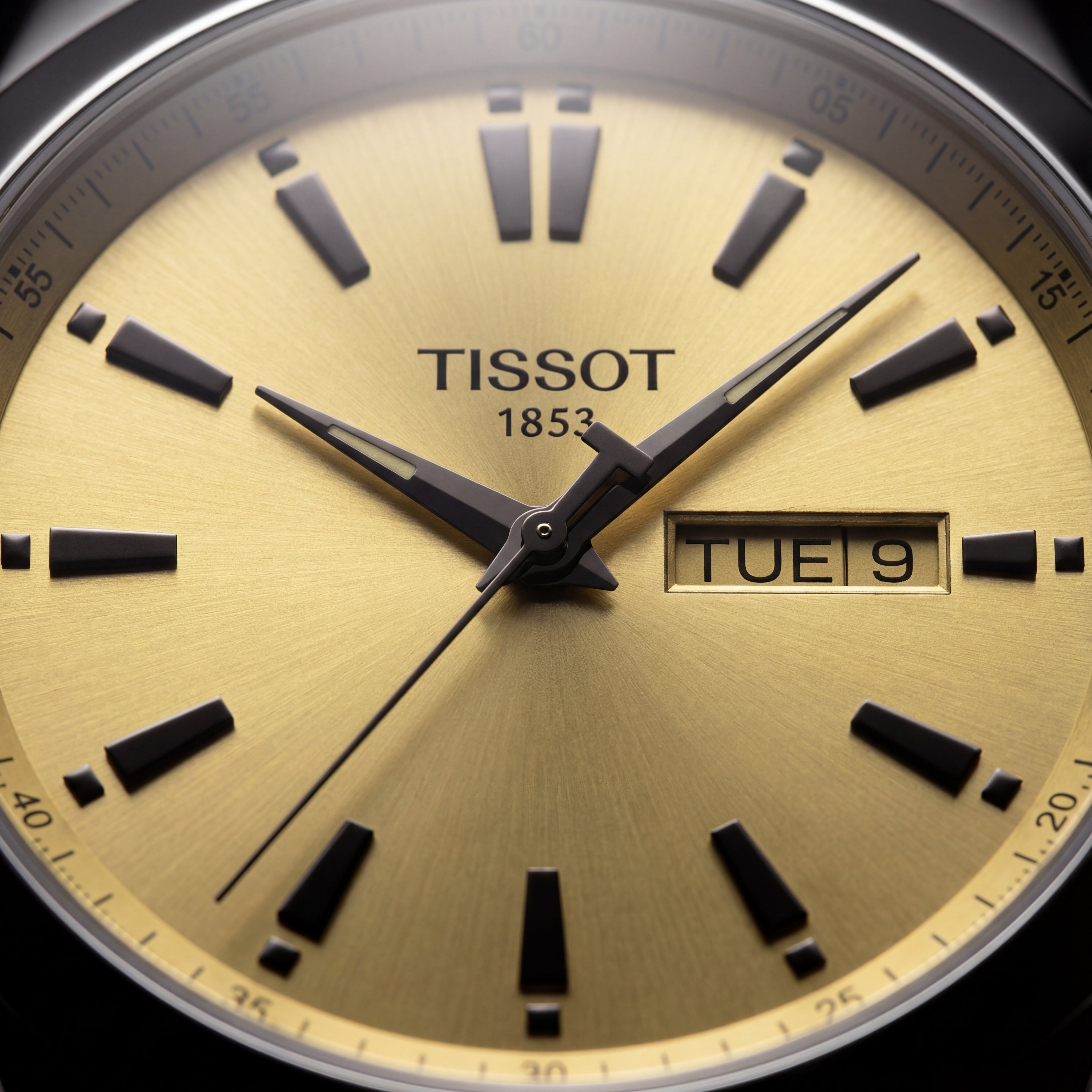 Classic Champagne Dial Steel Men’s Watch