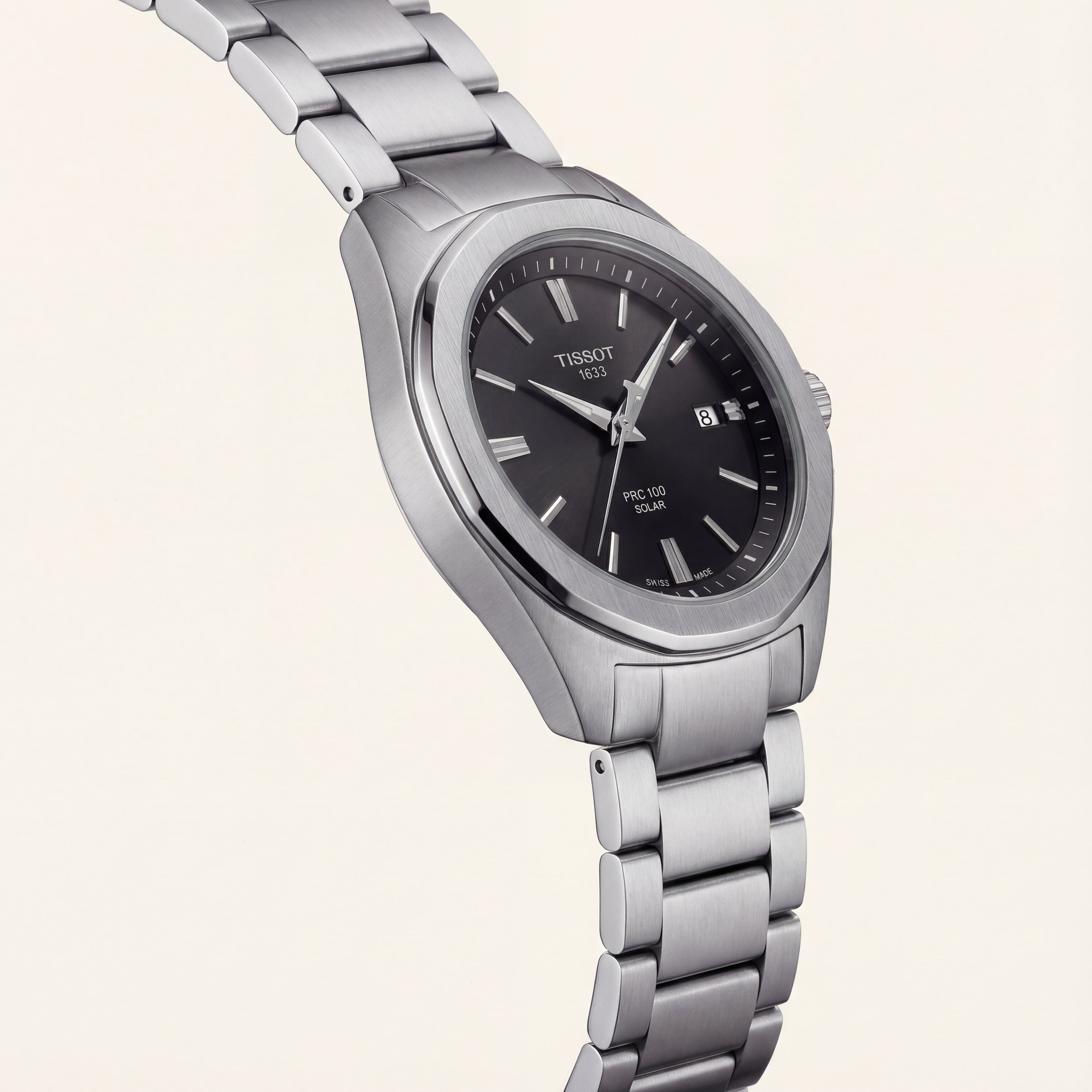 Classic Black Dial Solar Quartz Stainless Steel Watch