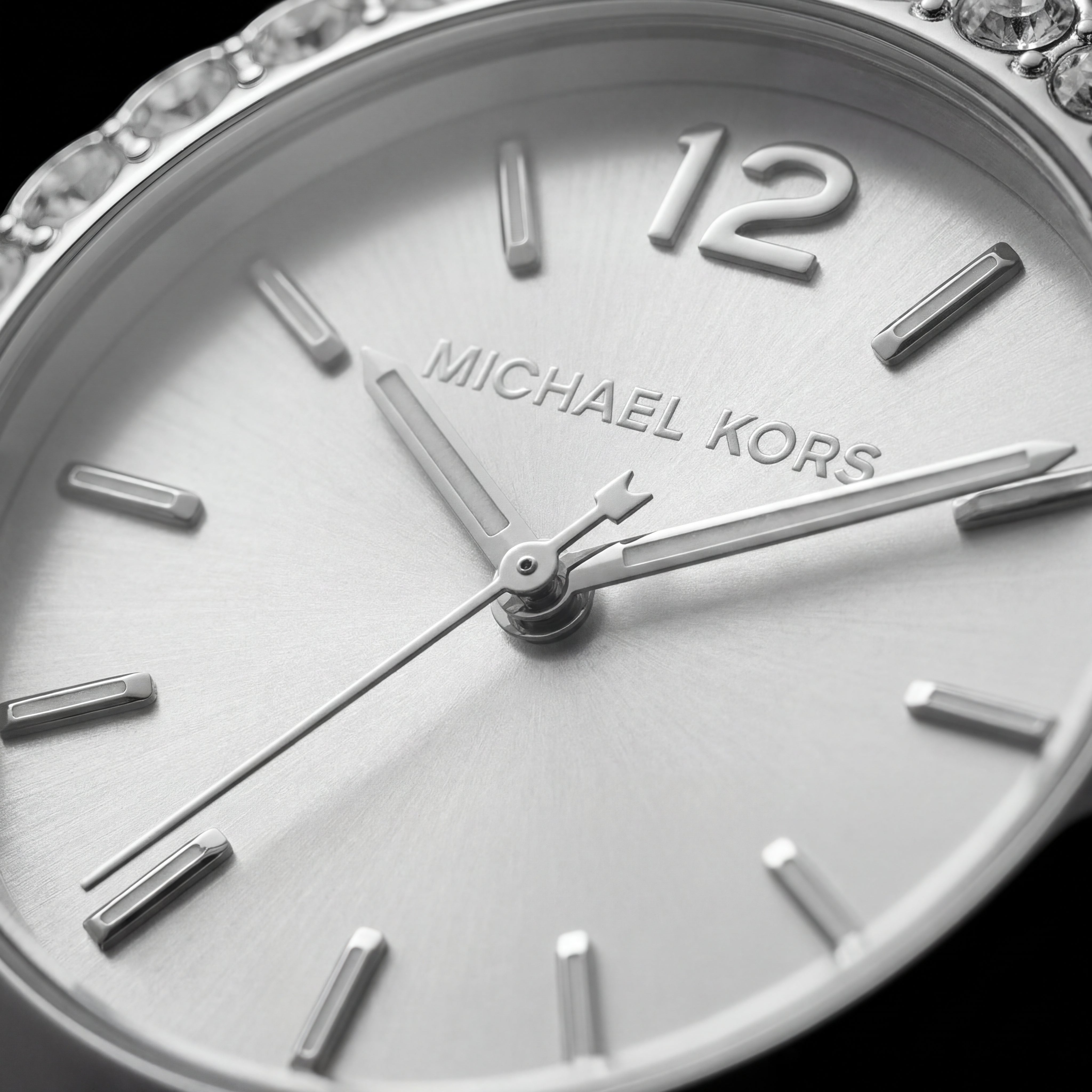 Silver Crystal Bezel Watch – Classic Radiance Edition