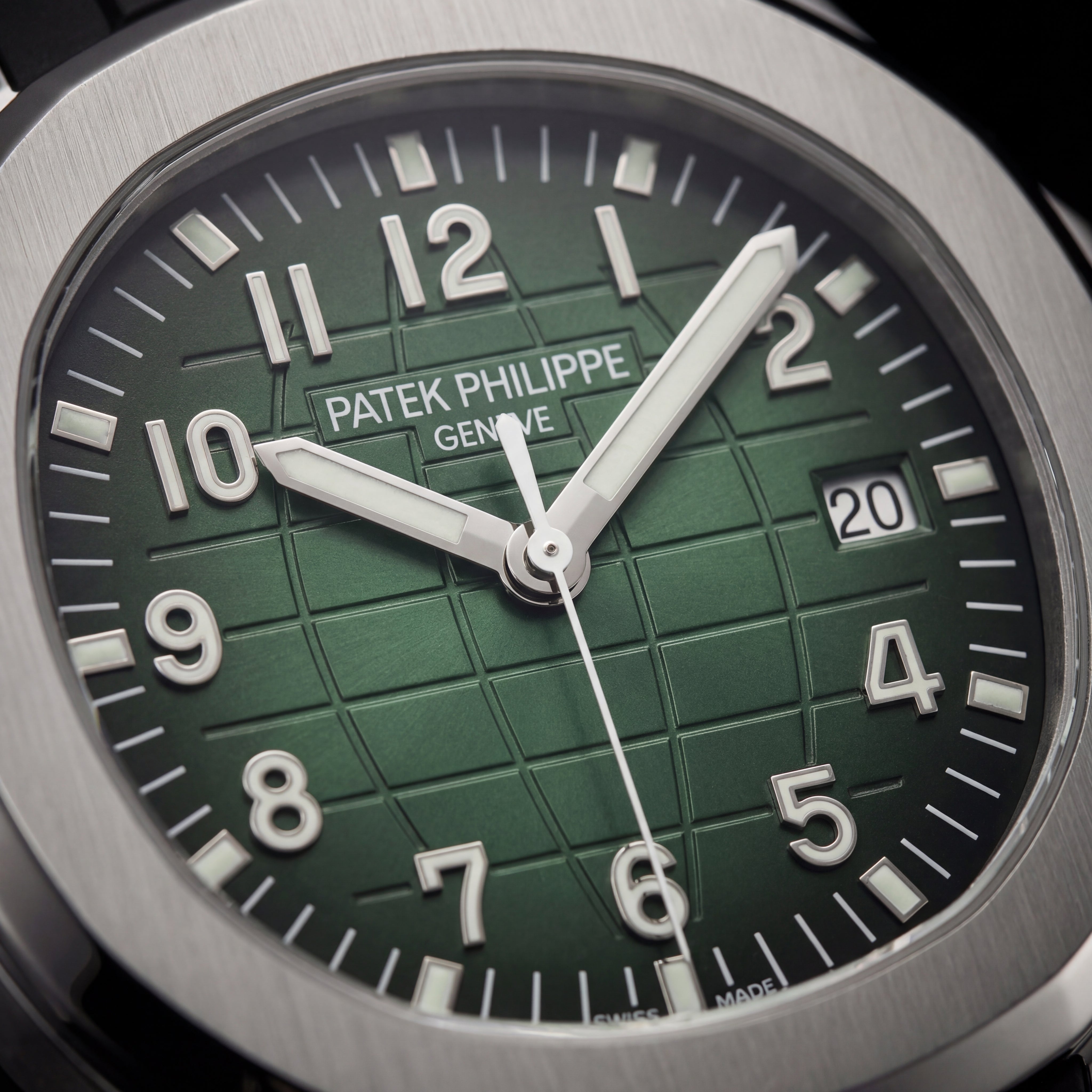 Luxury Stainless Steel Sport Watch Green Embossed Dial Black Rubber Strap Premium Watch – Men