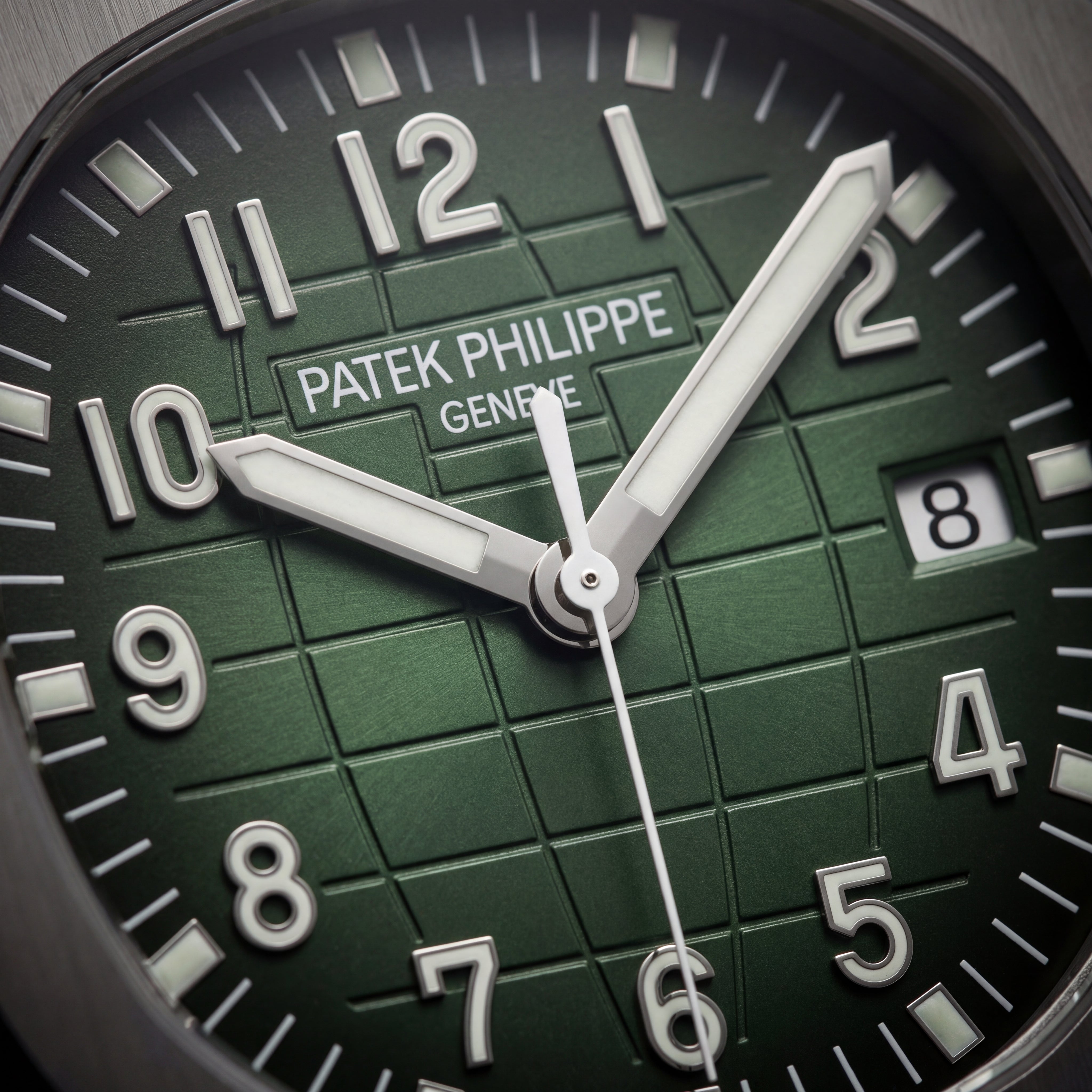 Luxury Stainless Steel Sport Watch Green Embossed Dial Green Rubber Strap Premium Watch – Men