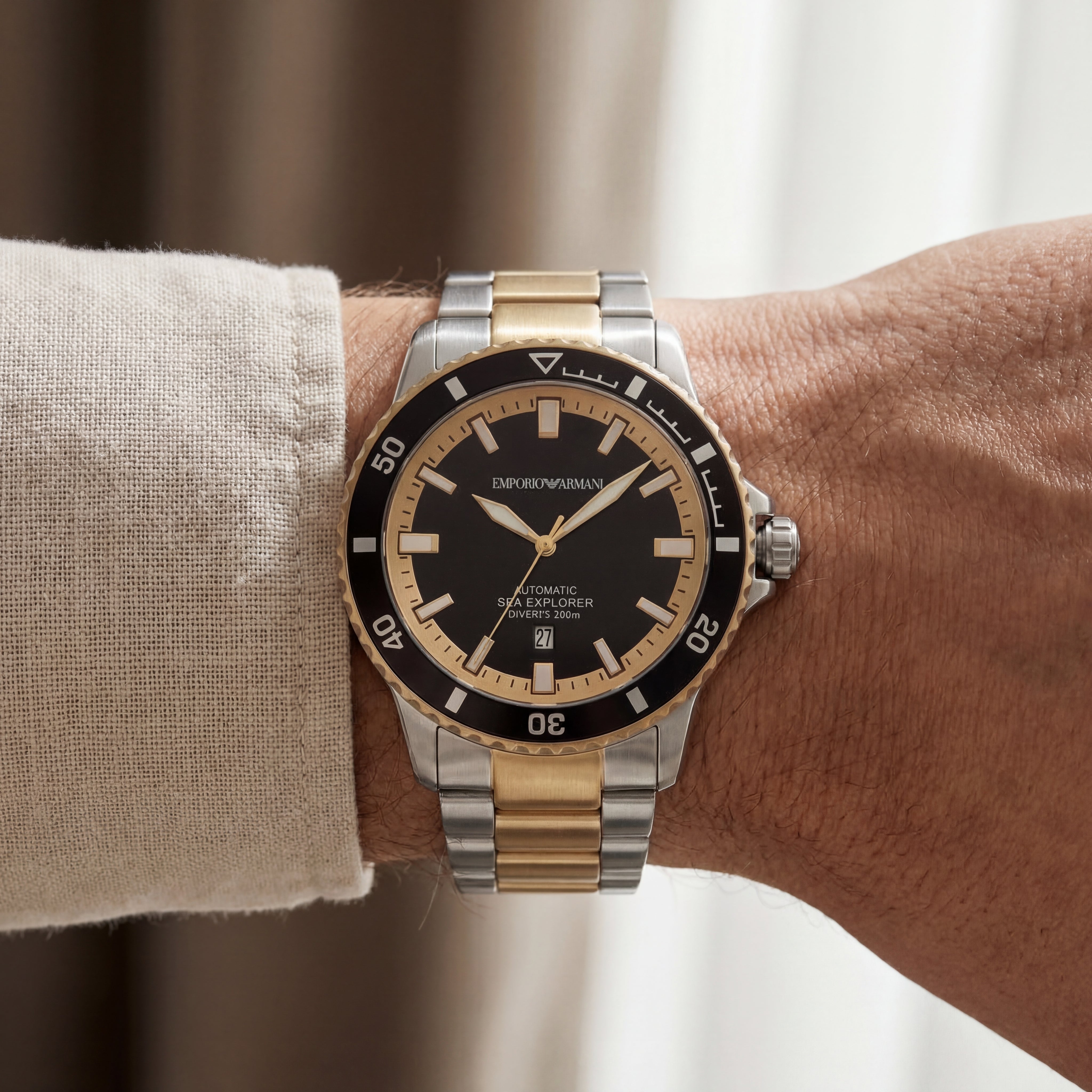 Premium Two-Tone Stainless Steel Diver Style Watch Black Dial Gold Accents Date Display Sport Luxury Watch – Men
