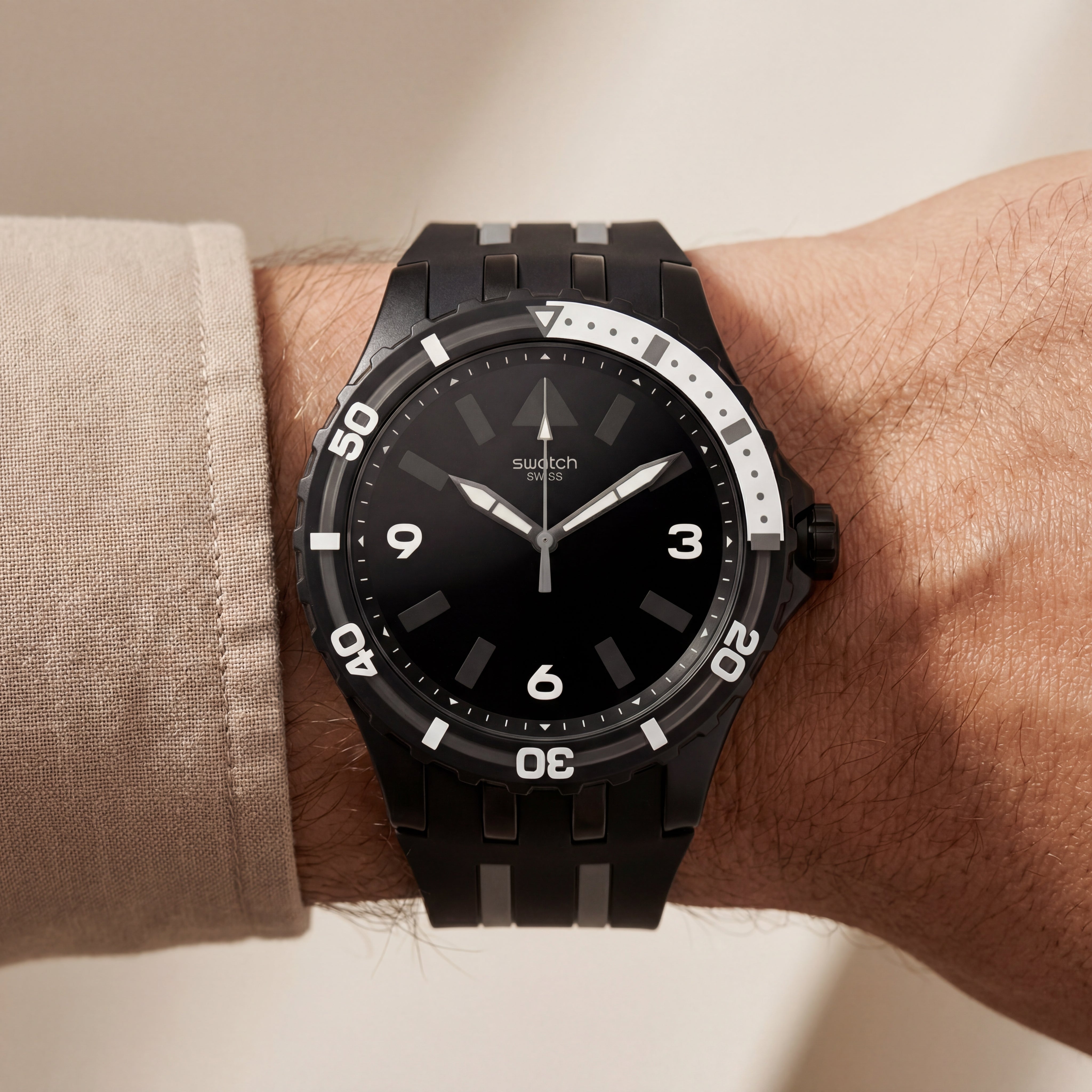 All-Black Sport Men’s Watch with Silicone Strap