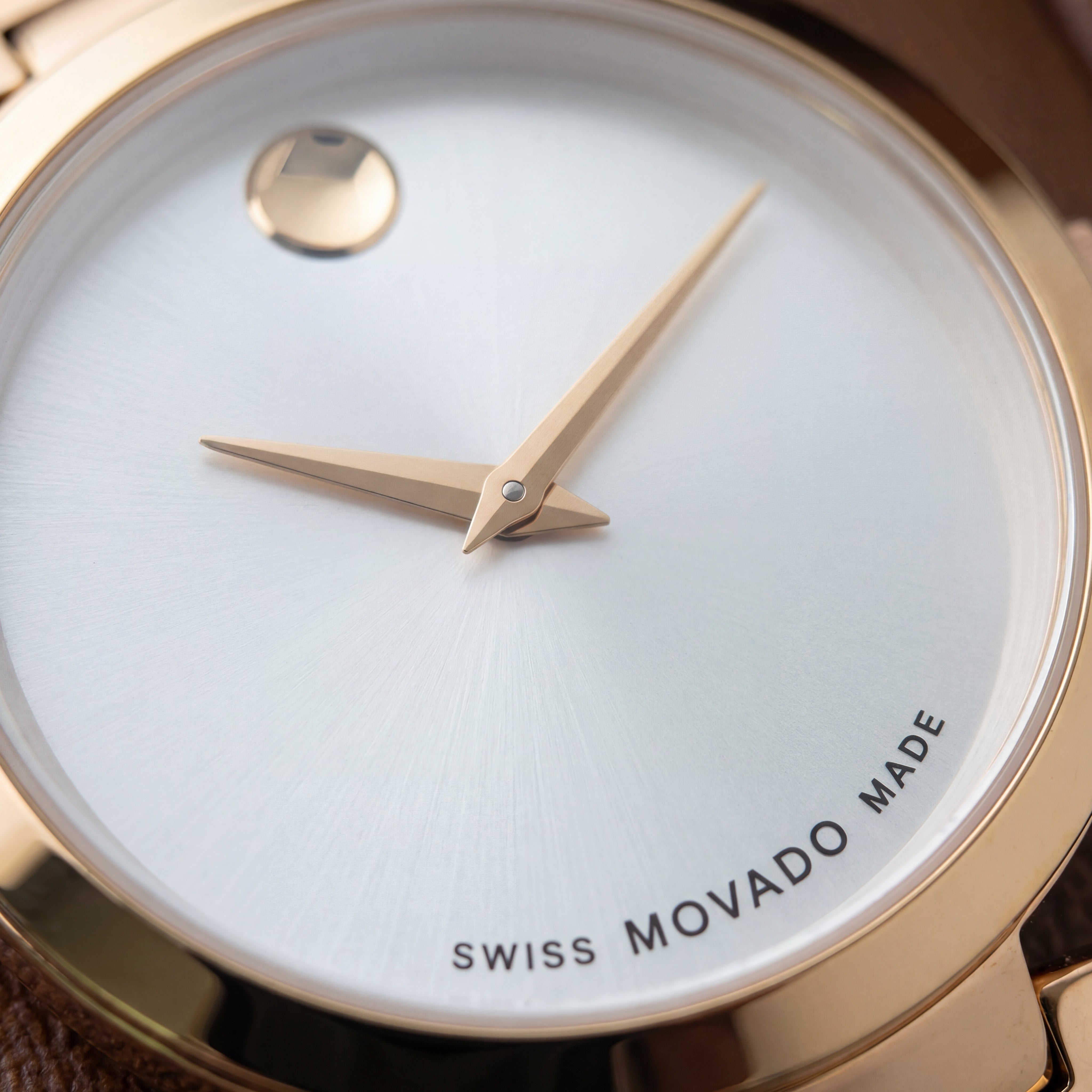 Rose Gold Minimalist White Dial Luxury Bracelet Watch – Women