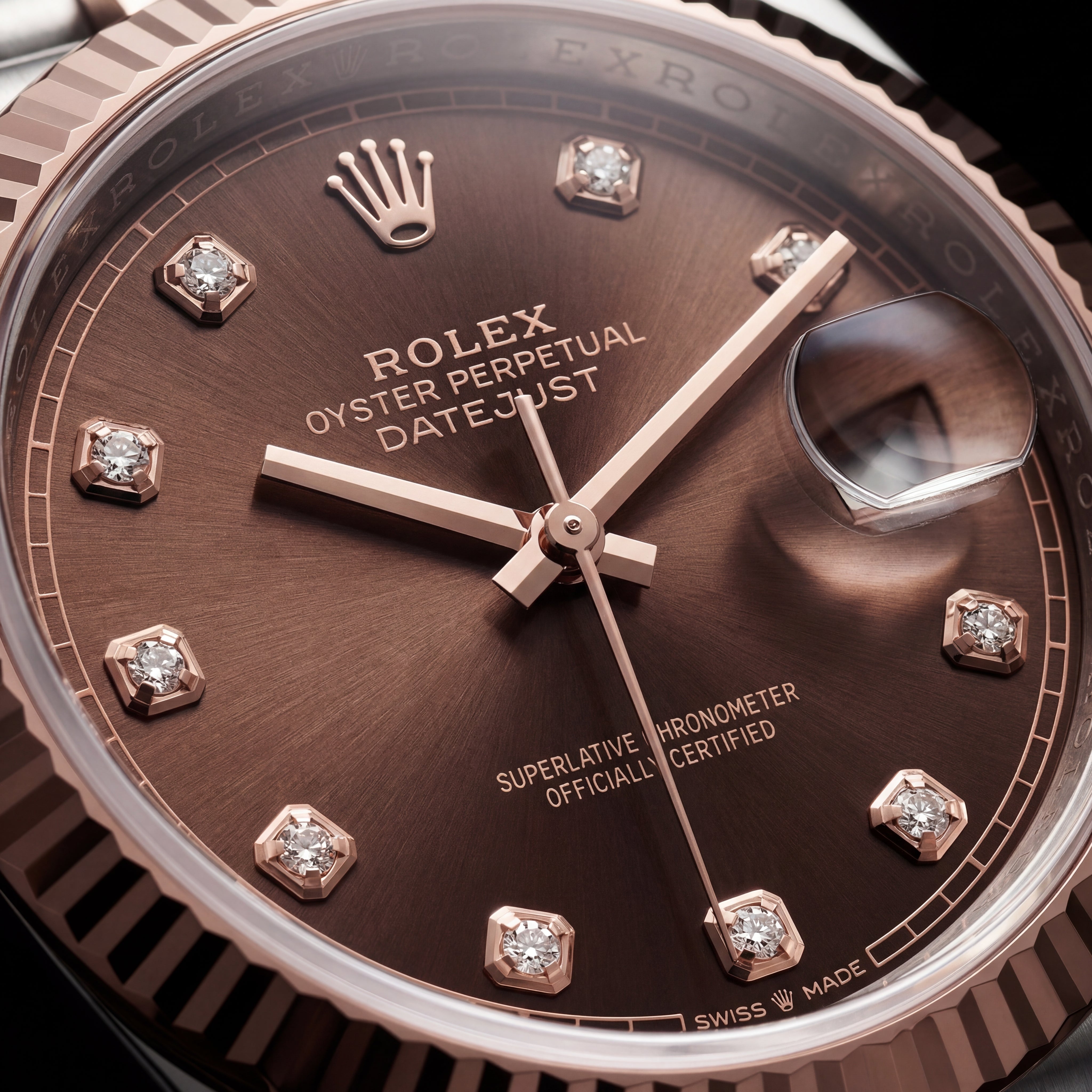 Luxury Two-Tone Stainless Steel Watch Rose Gold Fluted Bezel Chocolate Sunburst Dial Diamond Markers Date Watch – Men