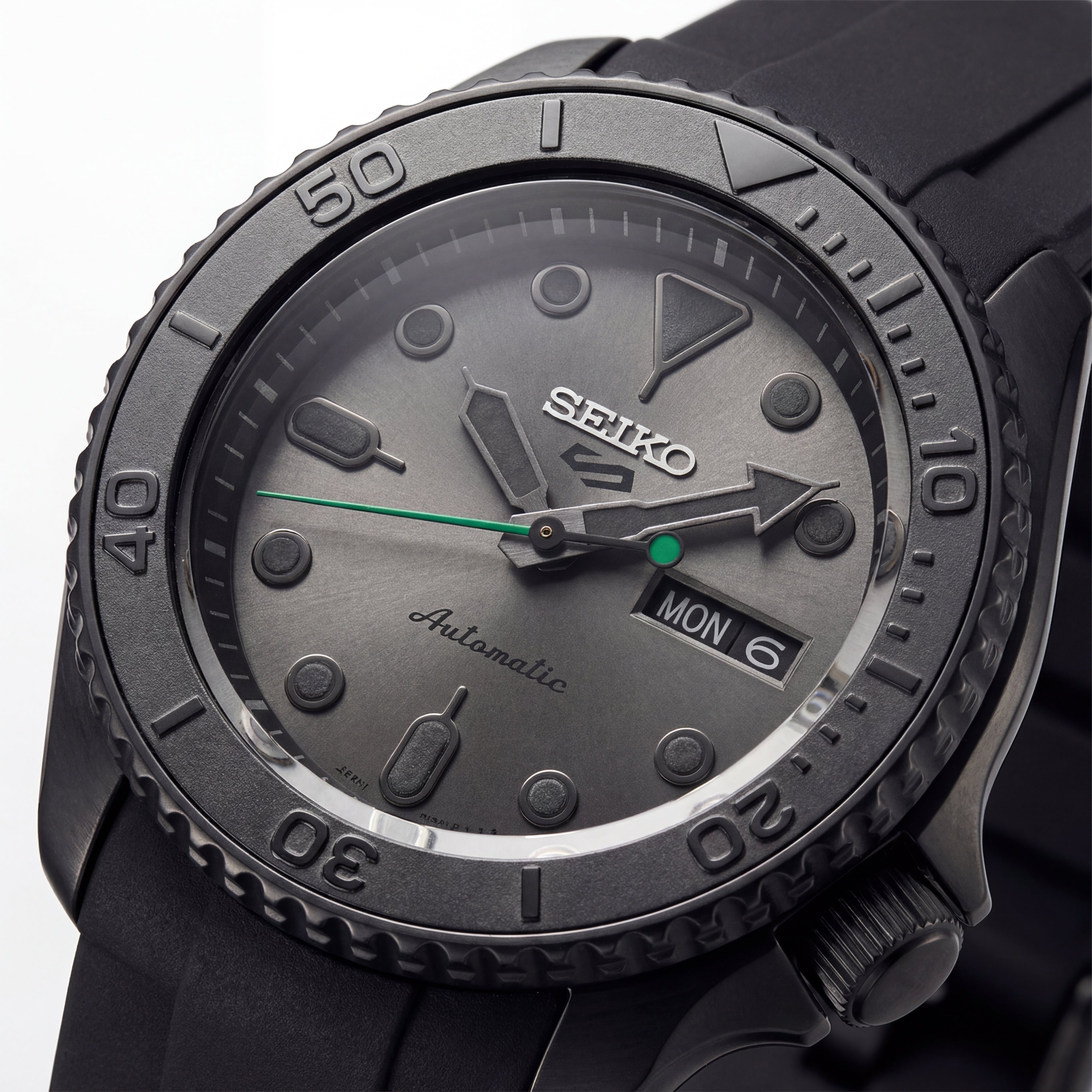 All-Black Automatic Dive Men’s Watch with Matte Grey Dial