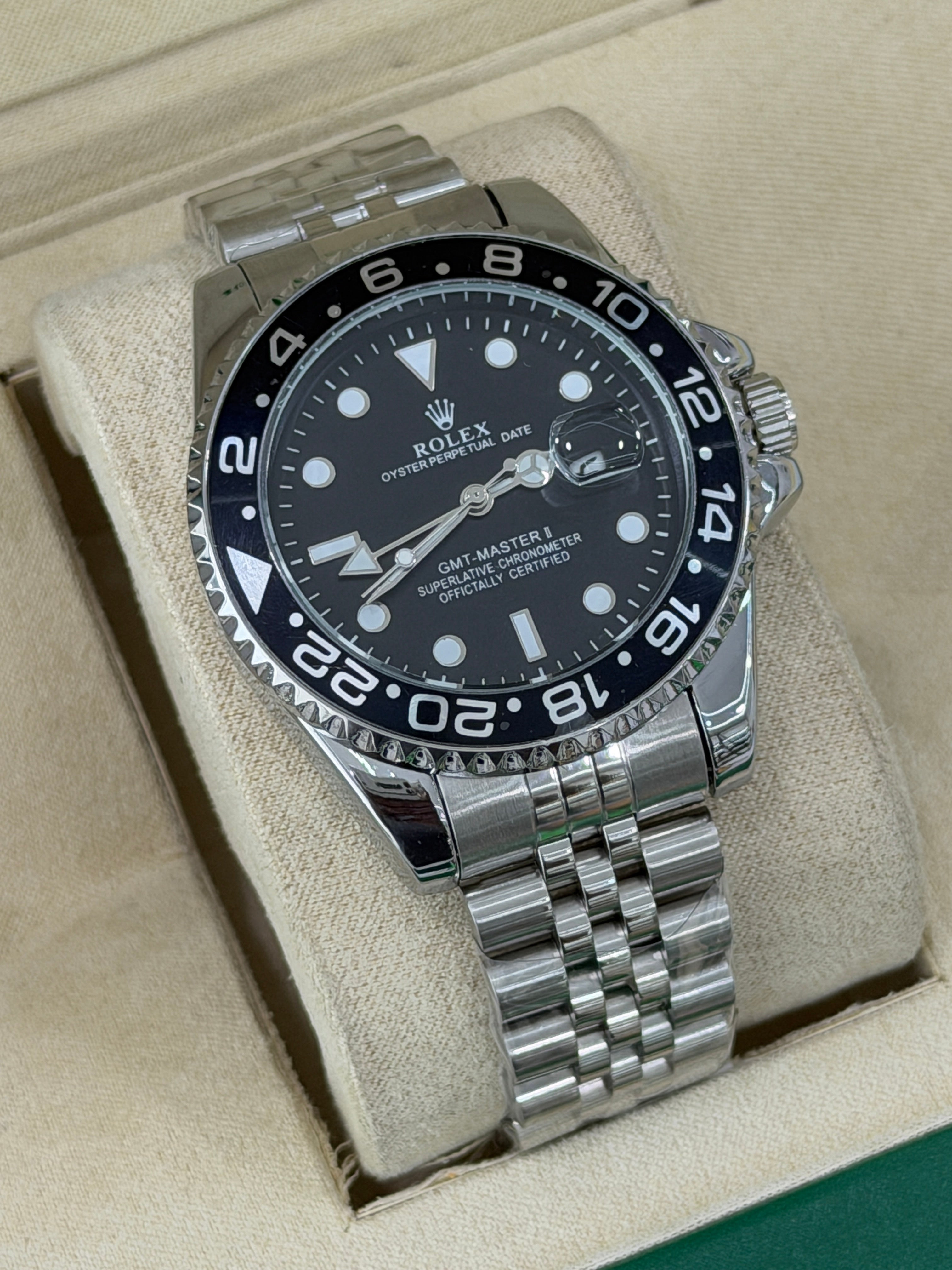 Premium Silver GMT Style Watch – Men