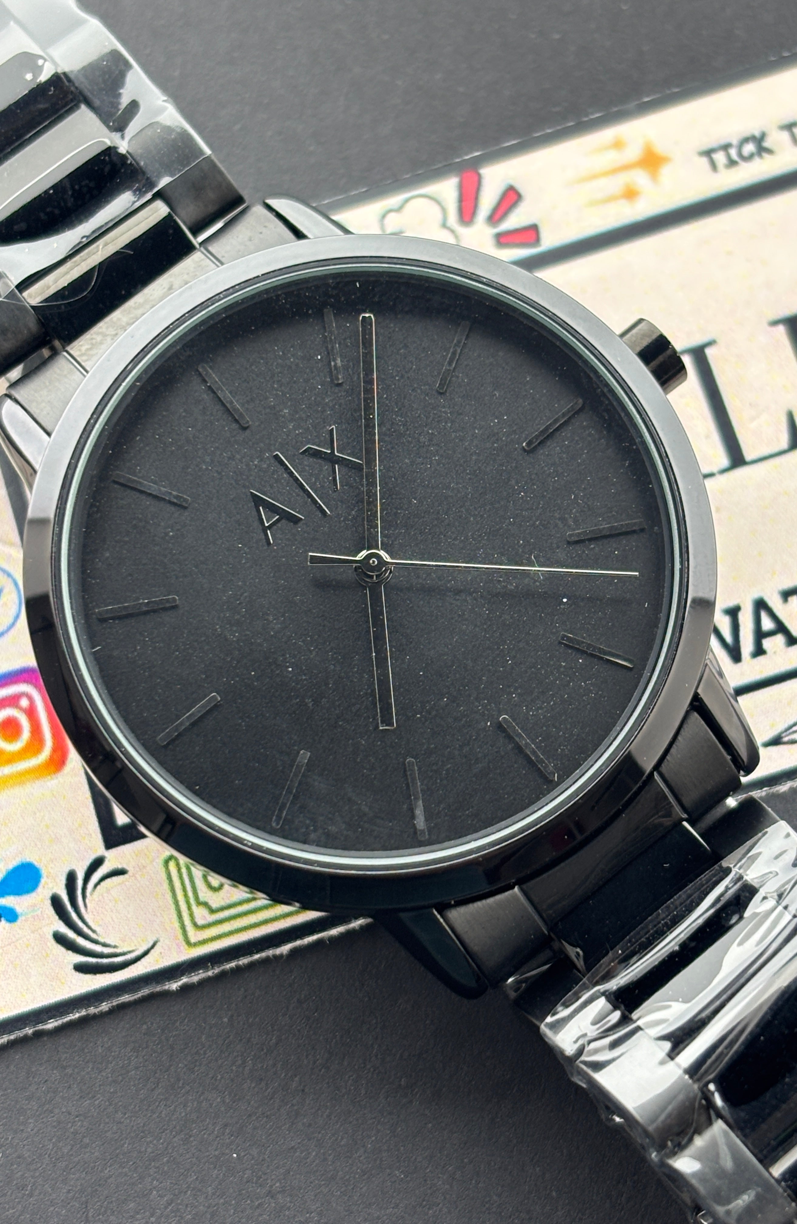 Premium All Black Minimalist Stainless Steel Luxury Watch – Men